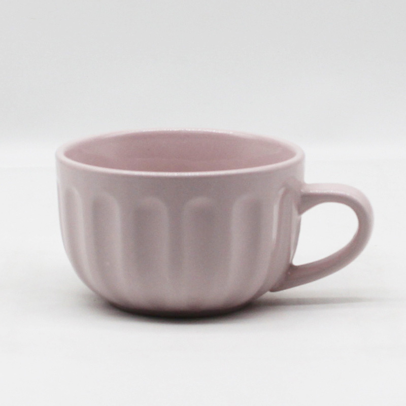 Ceramic soup mug with embossed design