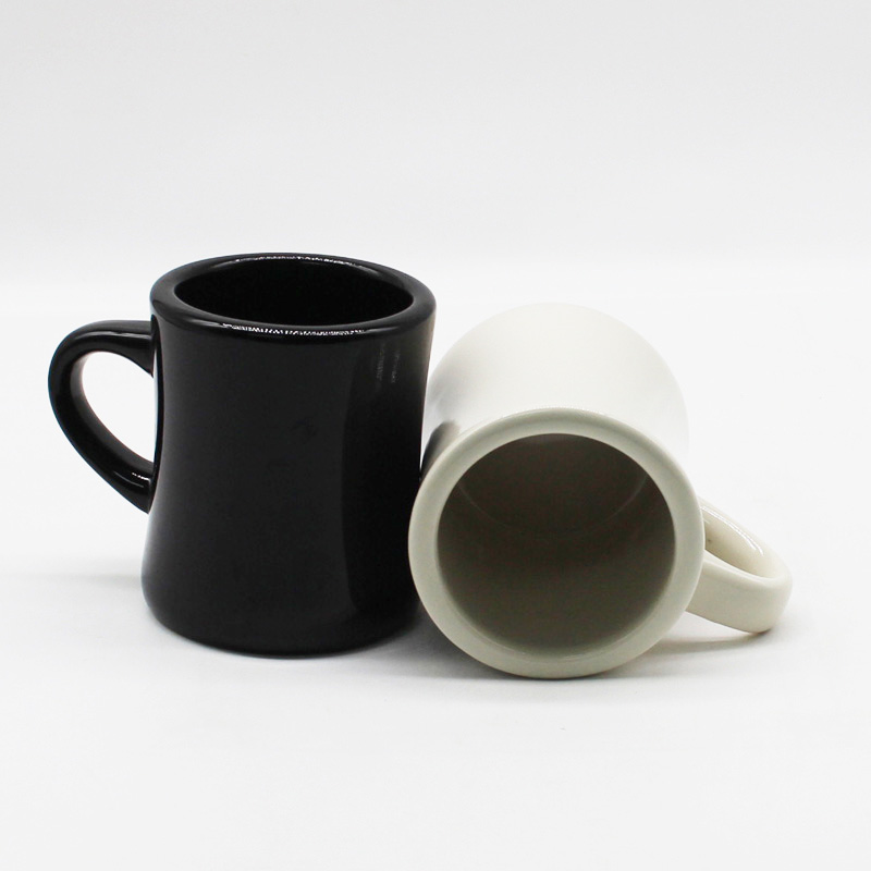 Solid color ceramic mug