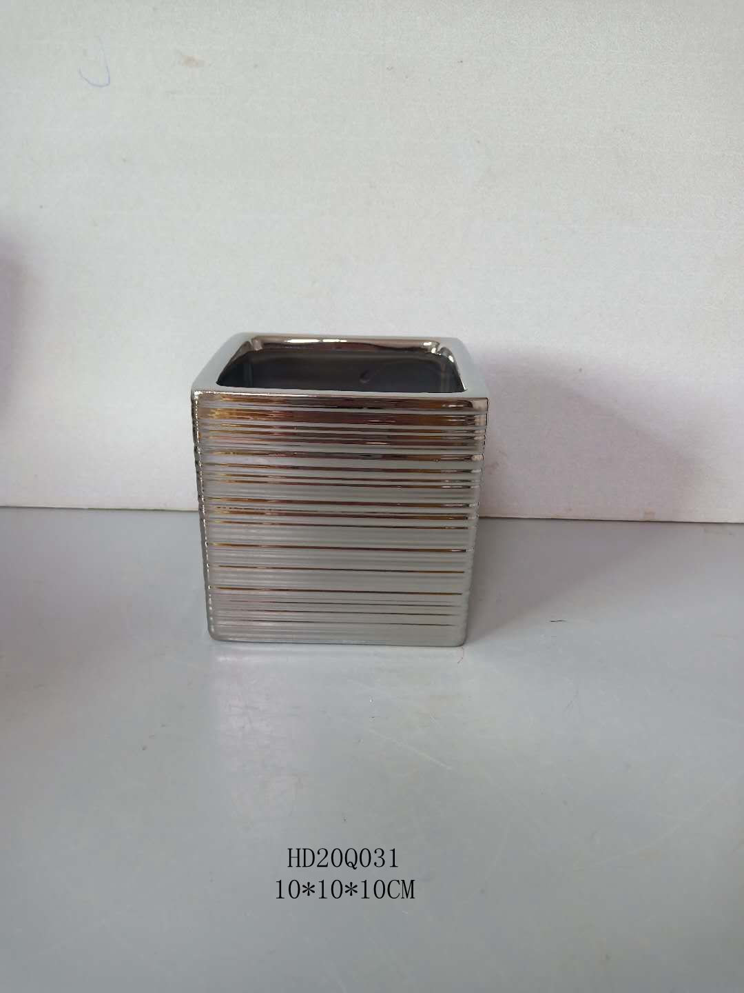 newest design silver plated ceramic pot