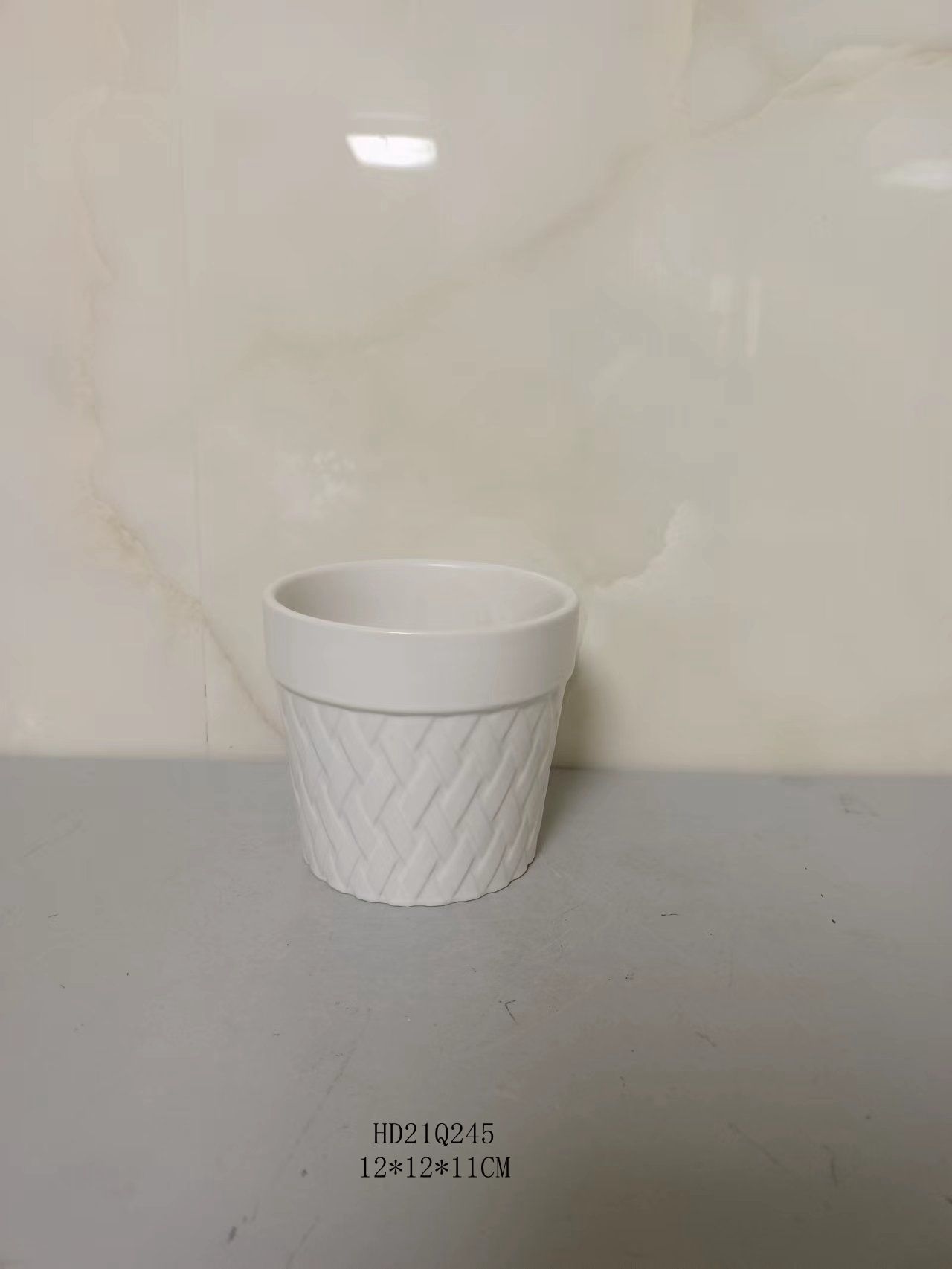 geometric design ceramic plant pot
