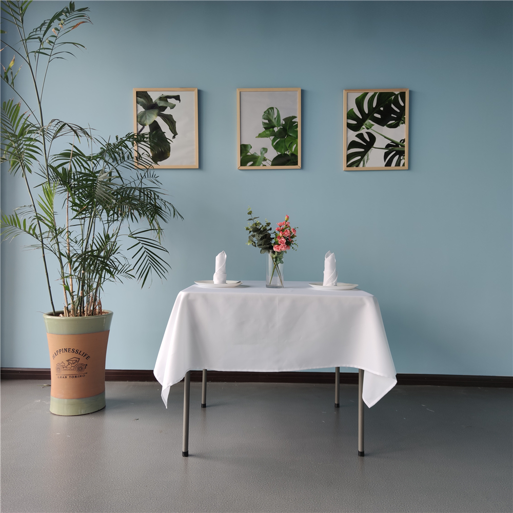 Square tablecloths