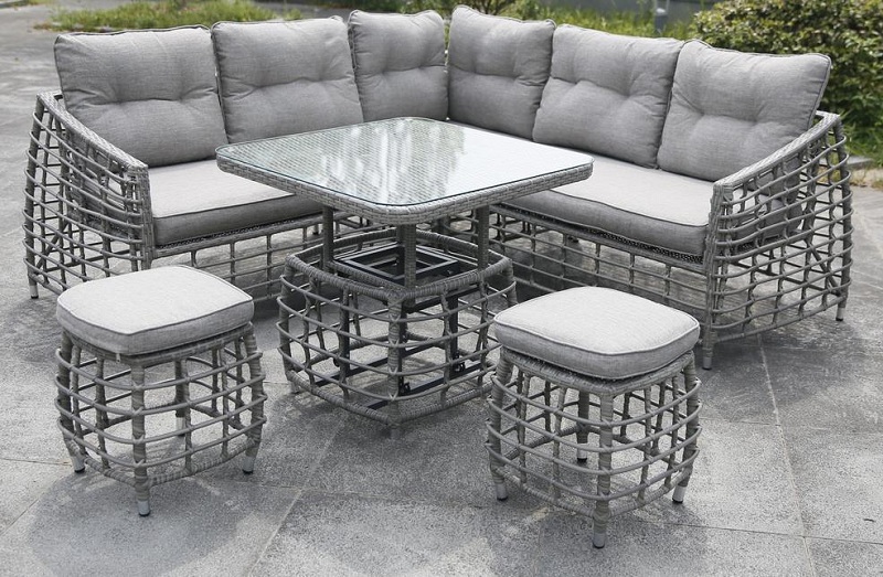Alum rattan dining set