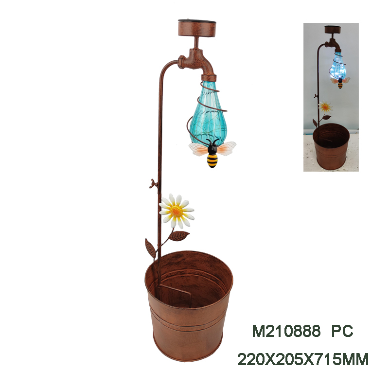 Metal Garden Planter with solar light