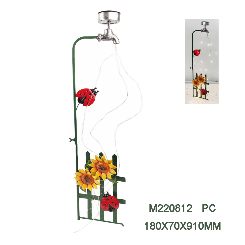 Beetle solar stake