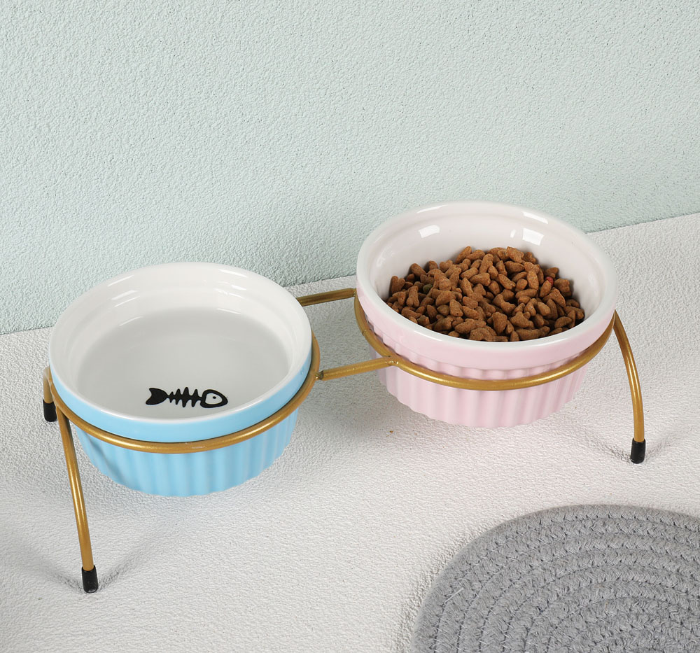 Pet bowl
