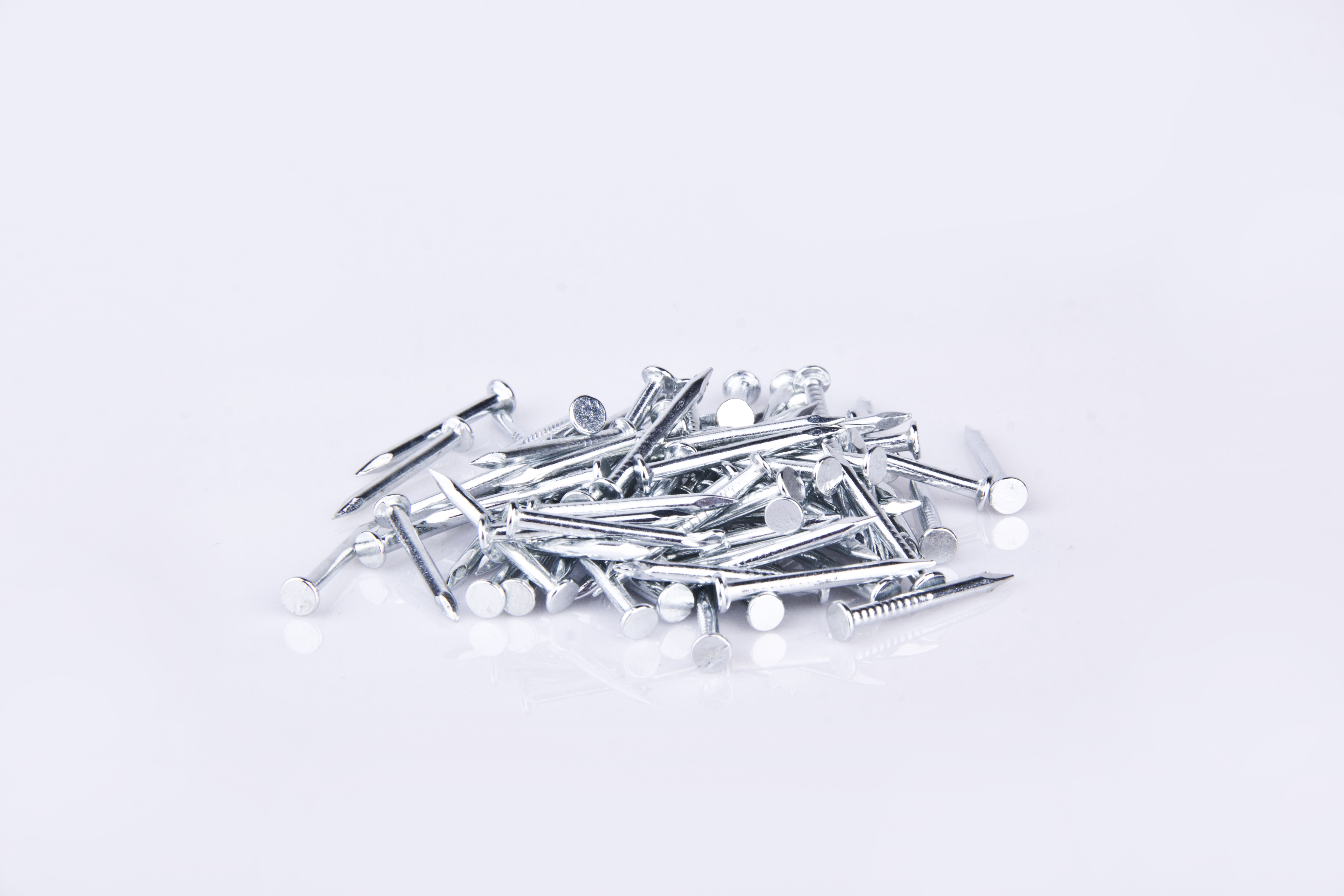 High accuracy cable clip nails