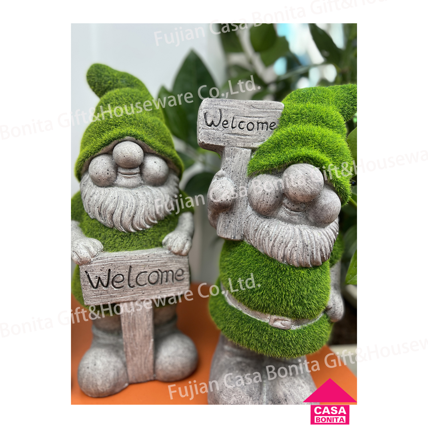 Garden flocking dwarfs welcome ornaments