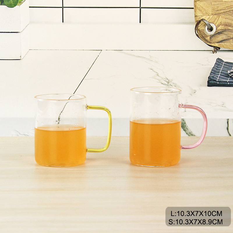 Glass with handle