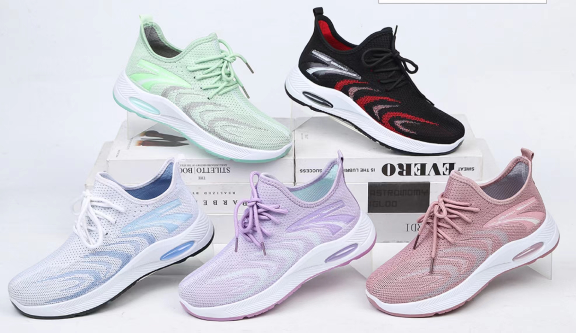 Ladies Sports Shoes