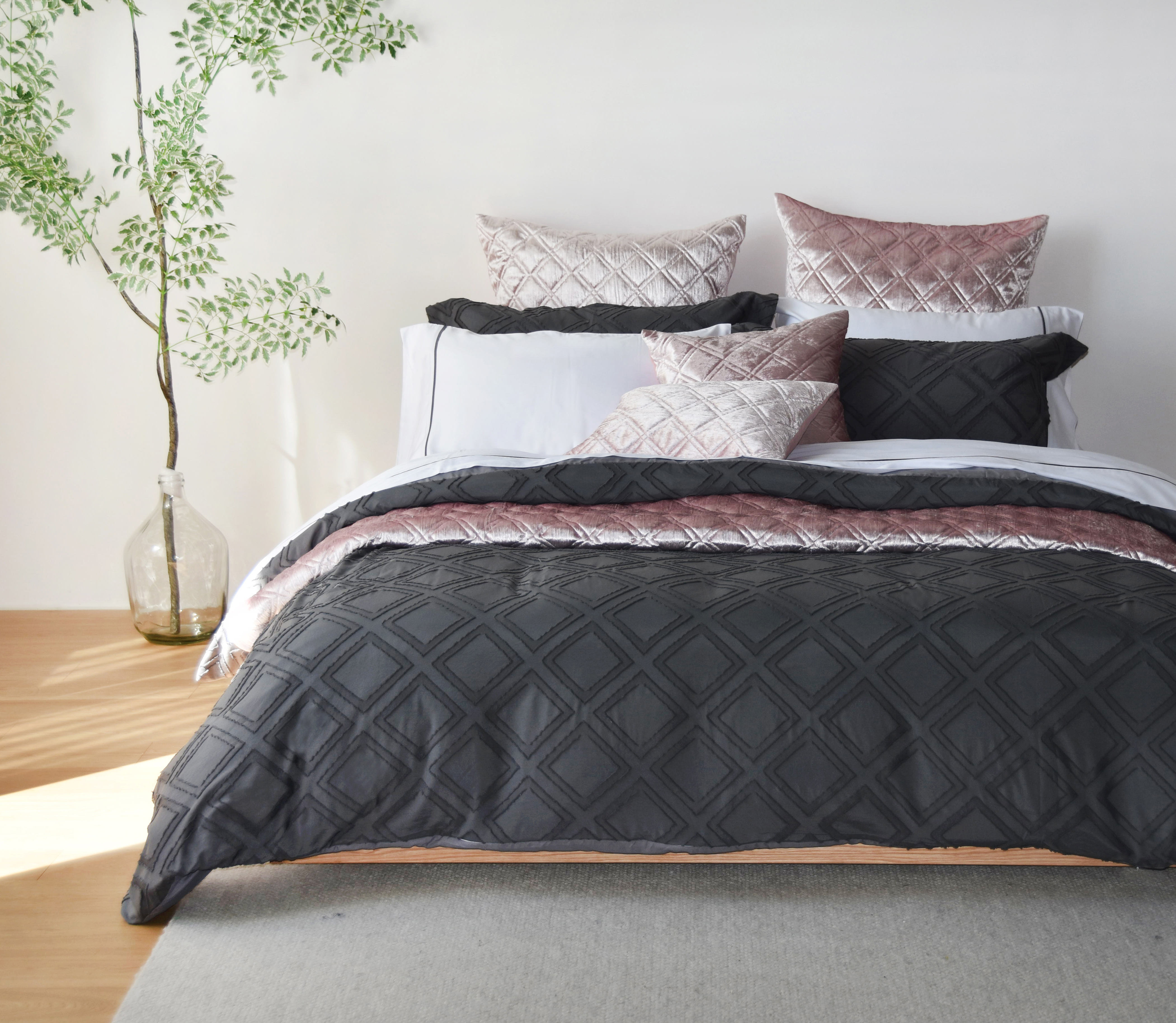 Pure Polyester Cut Flower Duvet Cover