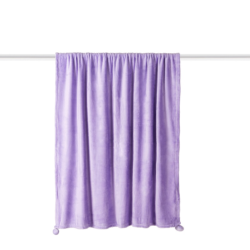 Flannel Blanket With Pompoms