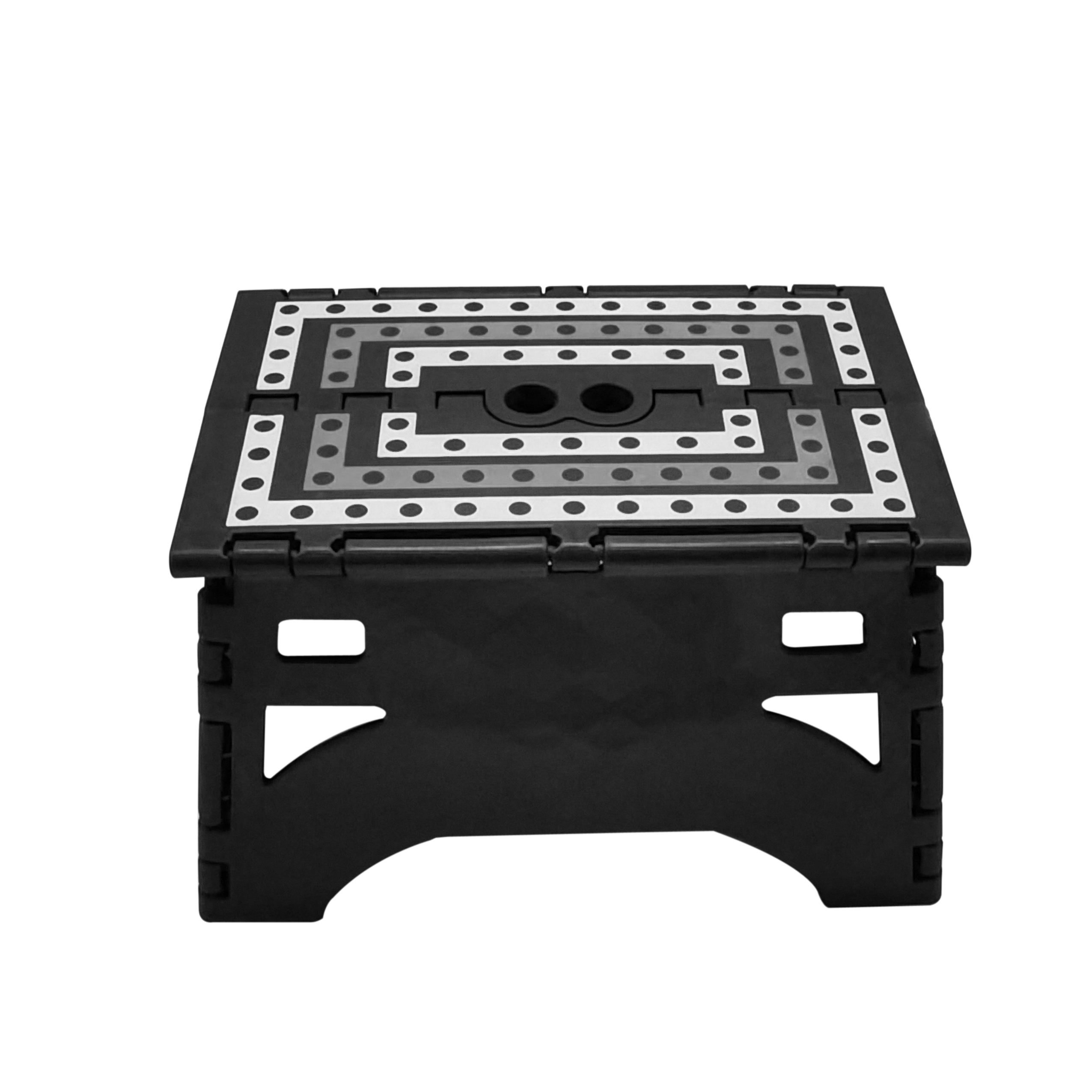 Extra wide folding setp stool