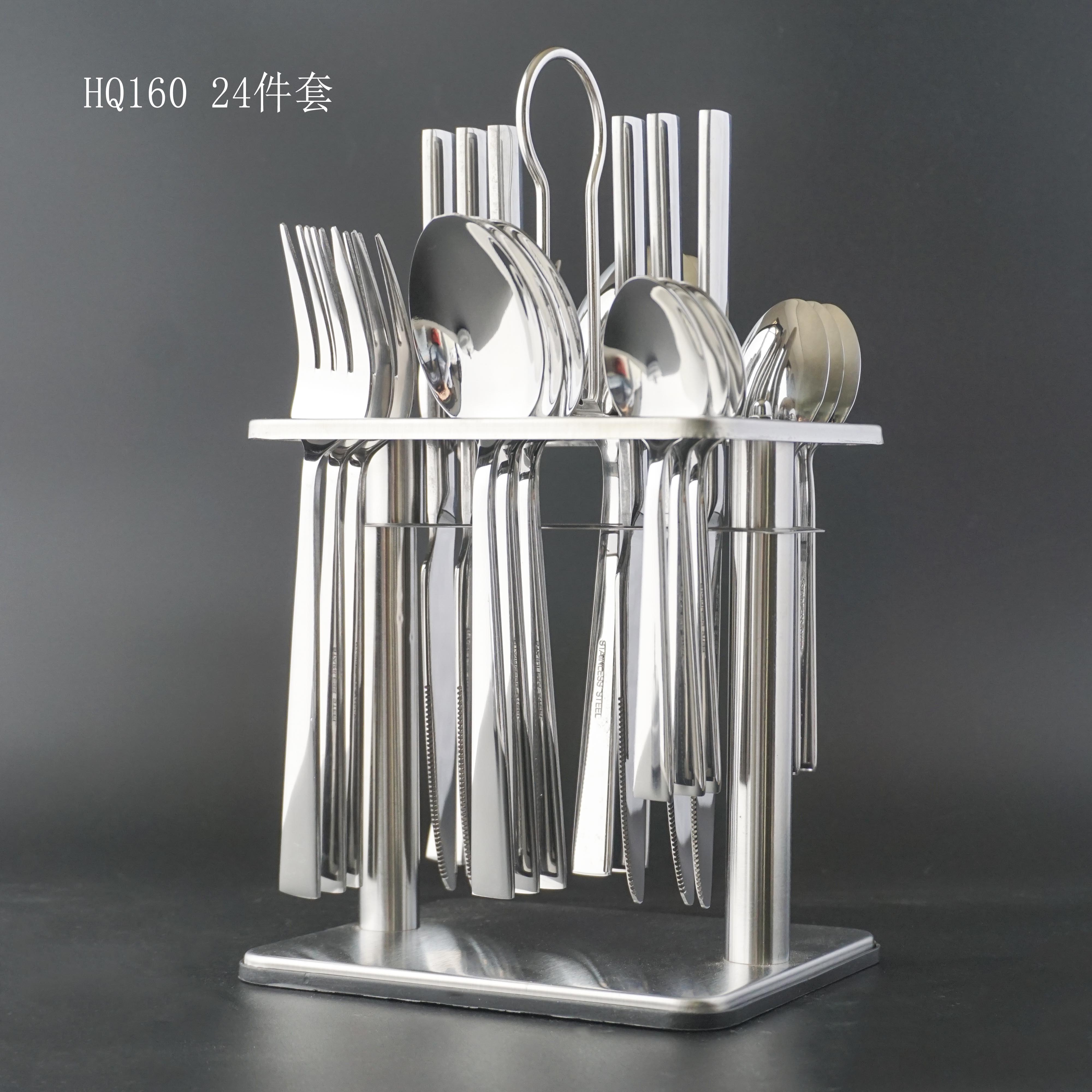Matte silver stainless steel cutlery set for 4 people