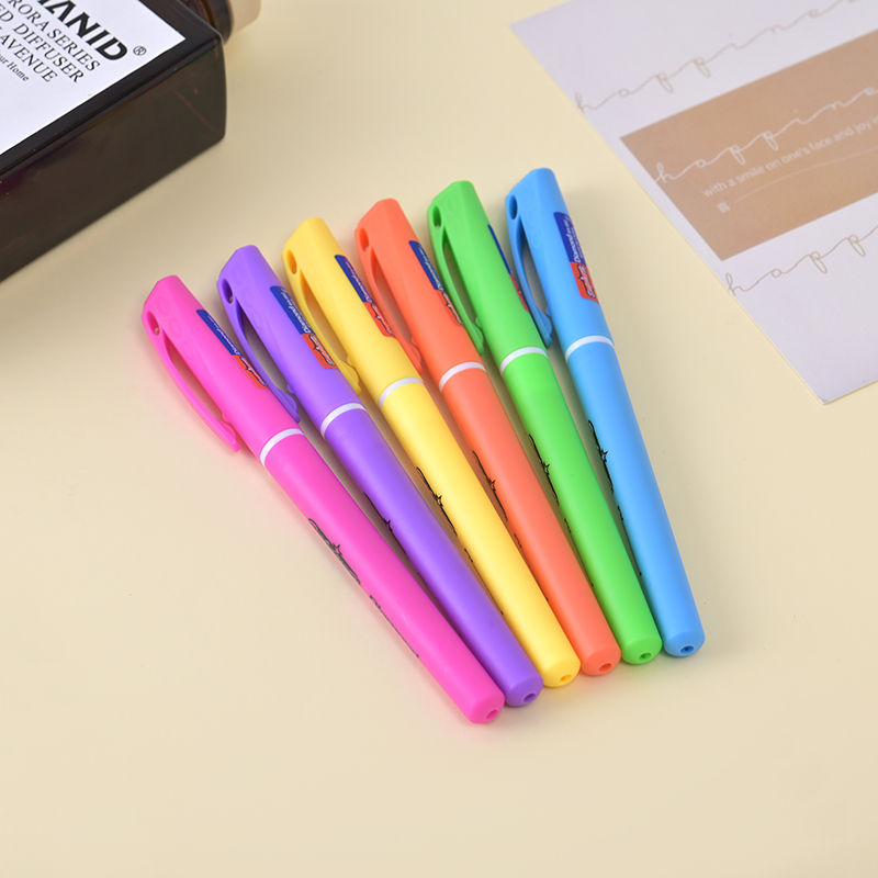 Yiwu Lewang Stationery Co. – carpeta de cartón 4