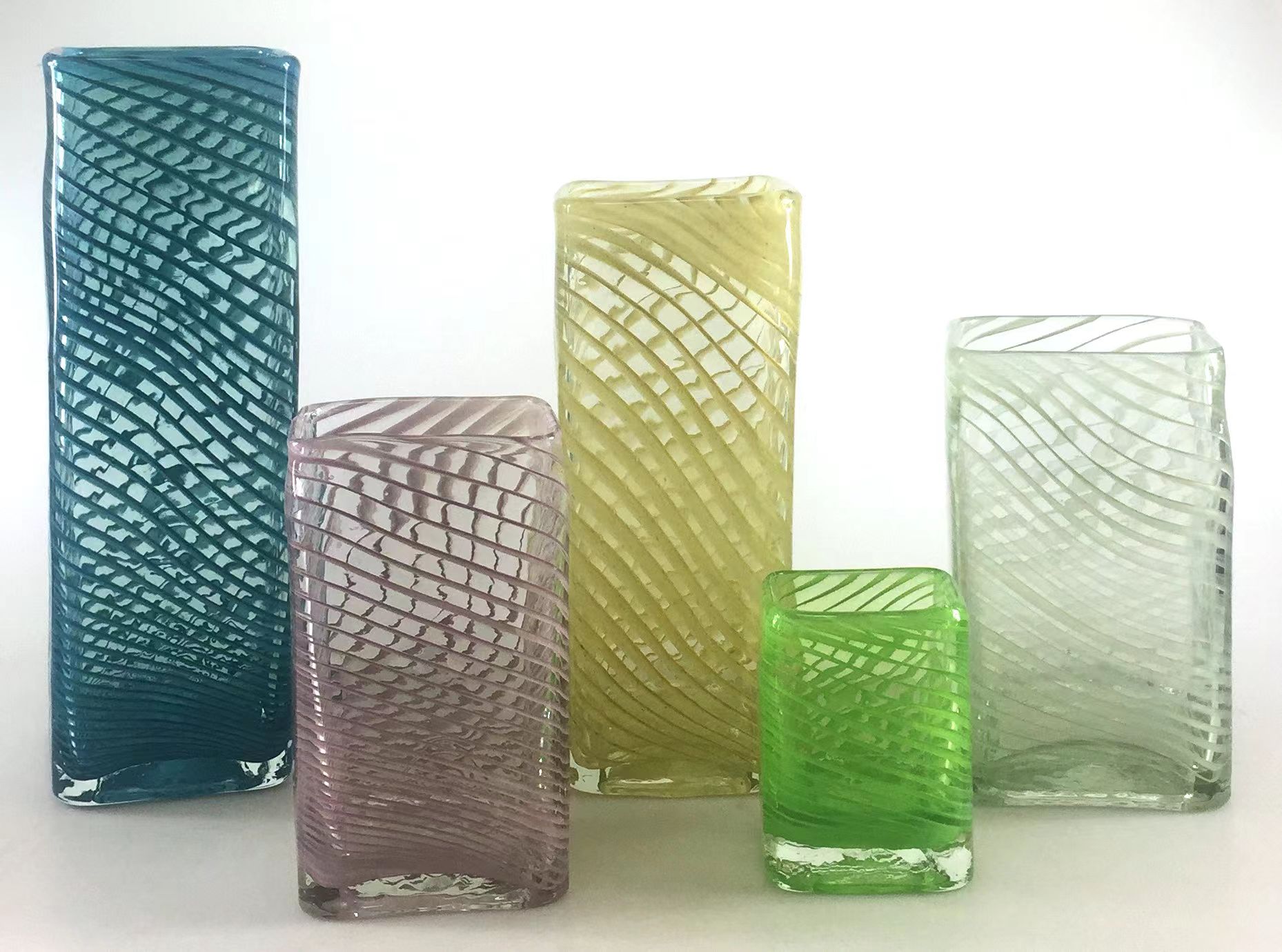 Qixian  Max  Friends  Art  Glass  Co.,Ltd – Daily used products and hotel used products 2