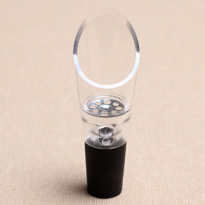 Wine Pourer. Wine Areator