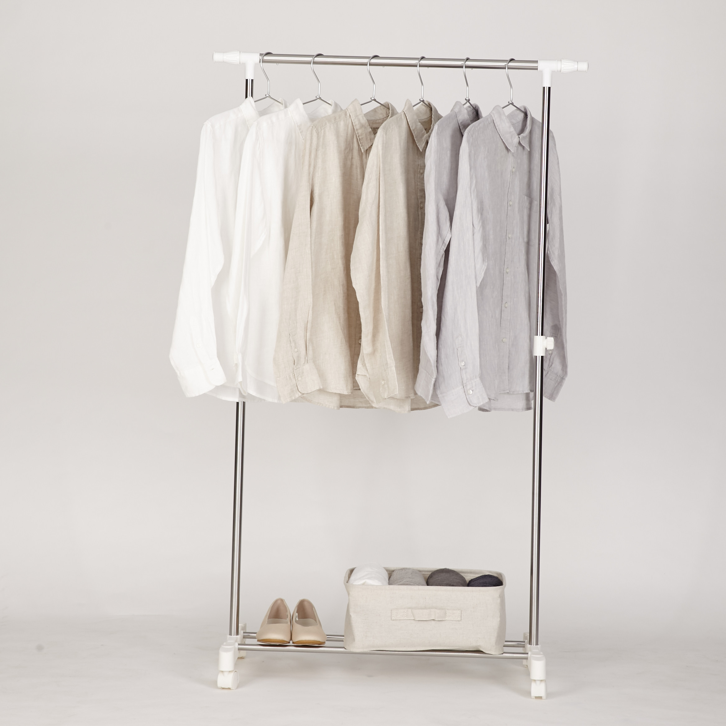 Single pole clothes hanger, telescopic drying rack