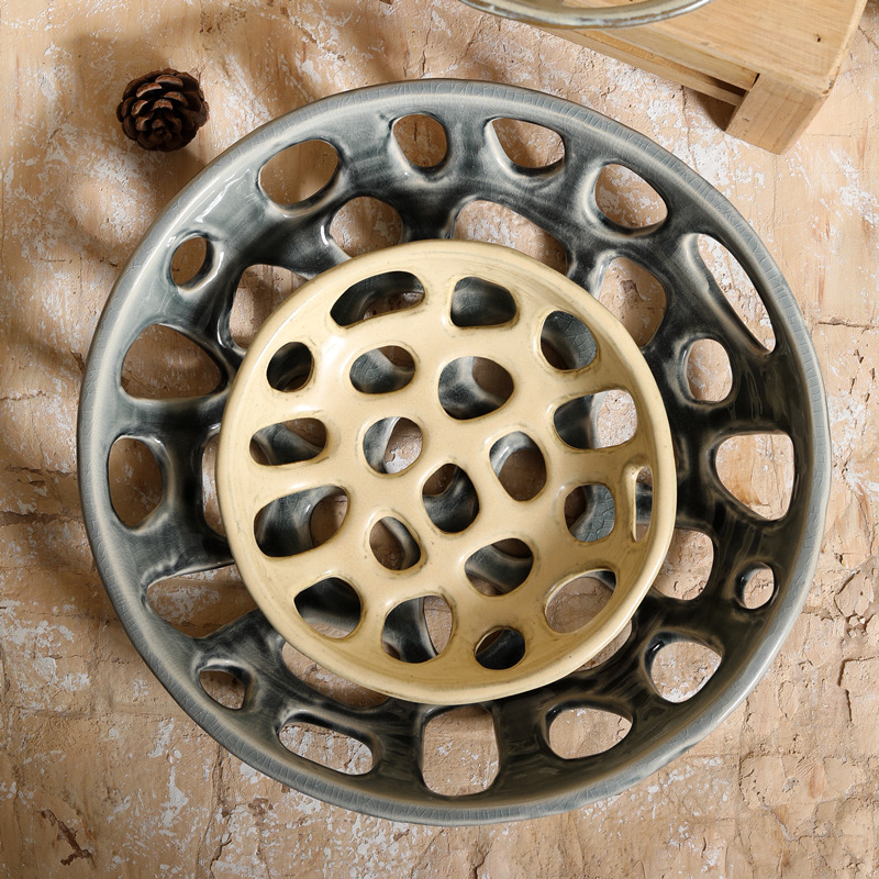 Hollow out fruit basket