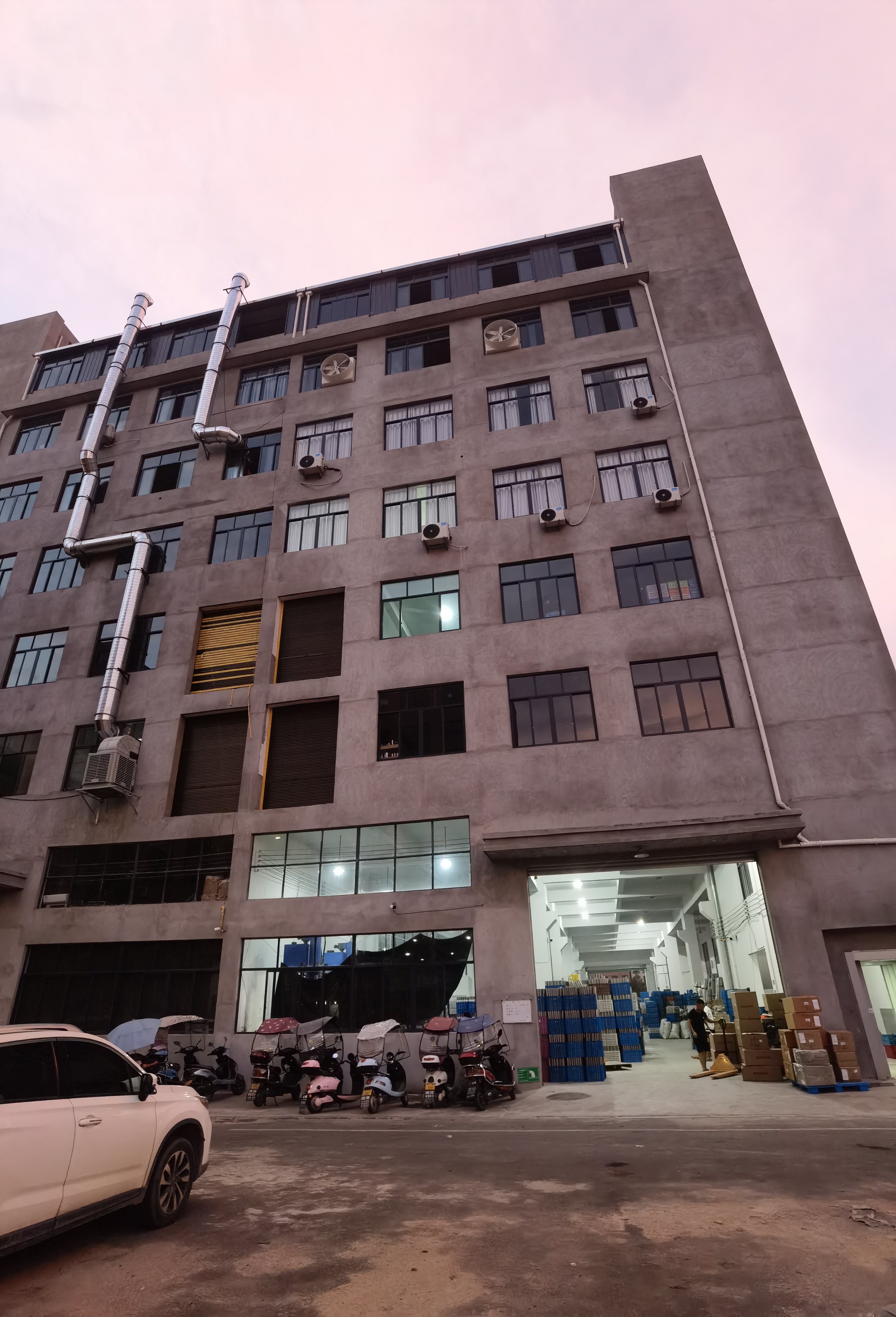 Shenzhen Wanhongxing Trading Co., Ltd. – dinner plates 3