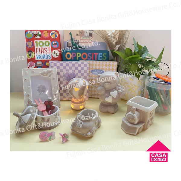Little bear ceramic piggy bank jewelry box LED lamp ornaments