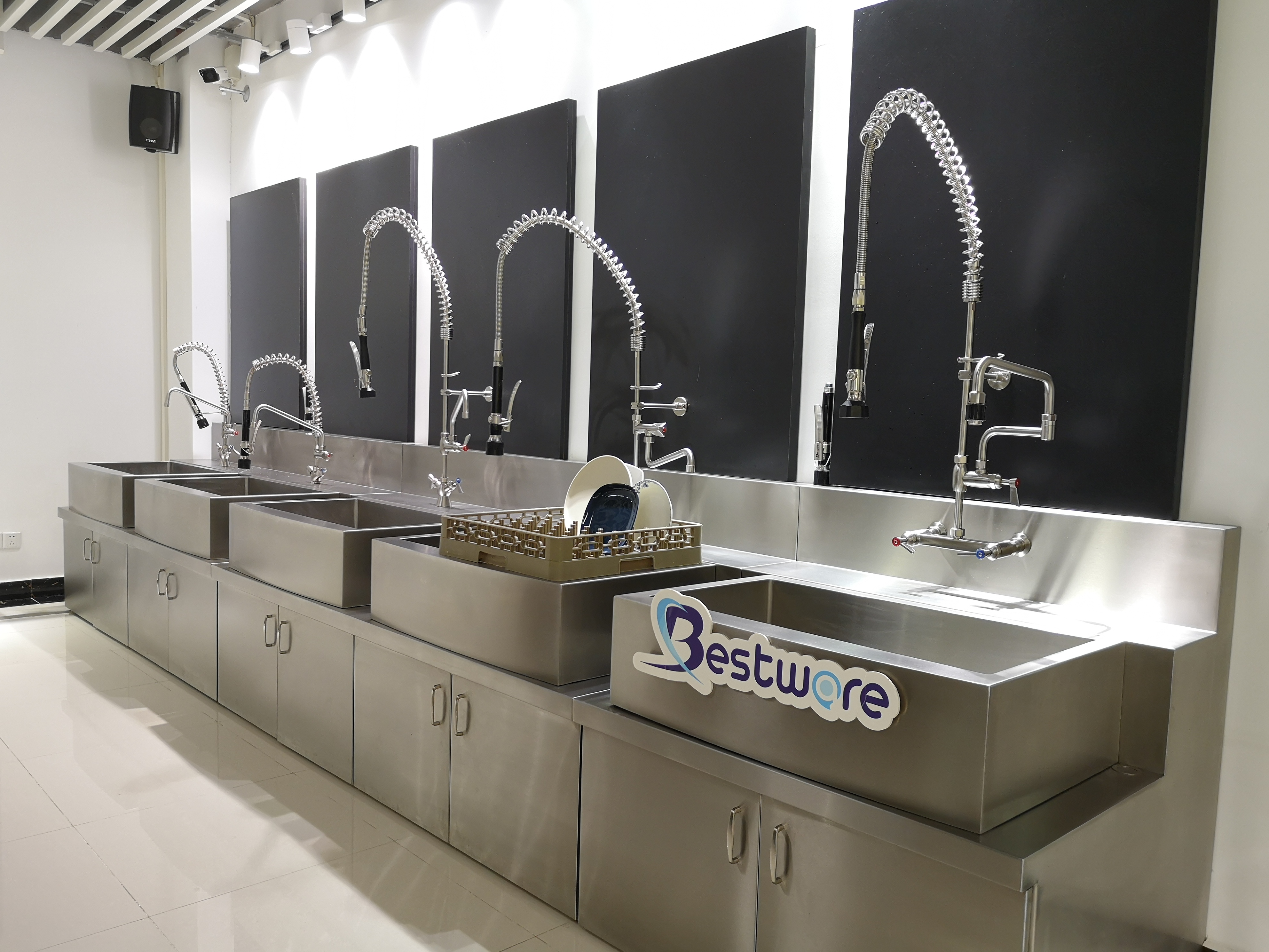 Jiangmen Bitewang Hardware Products Co., Ltd. – bidet faucets 2