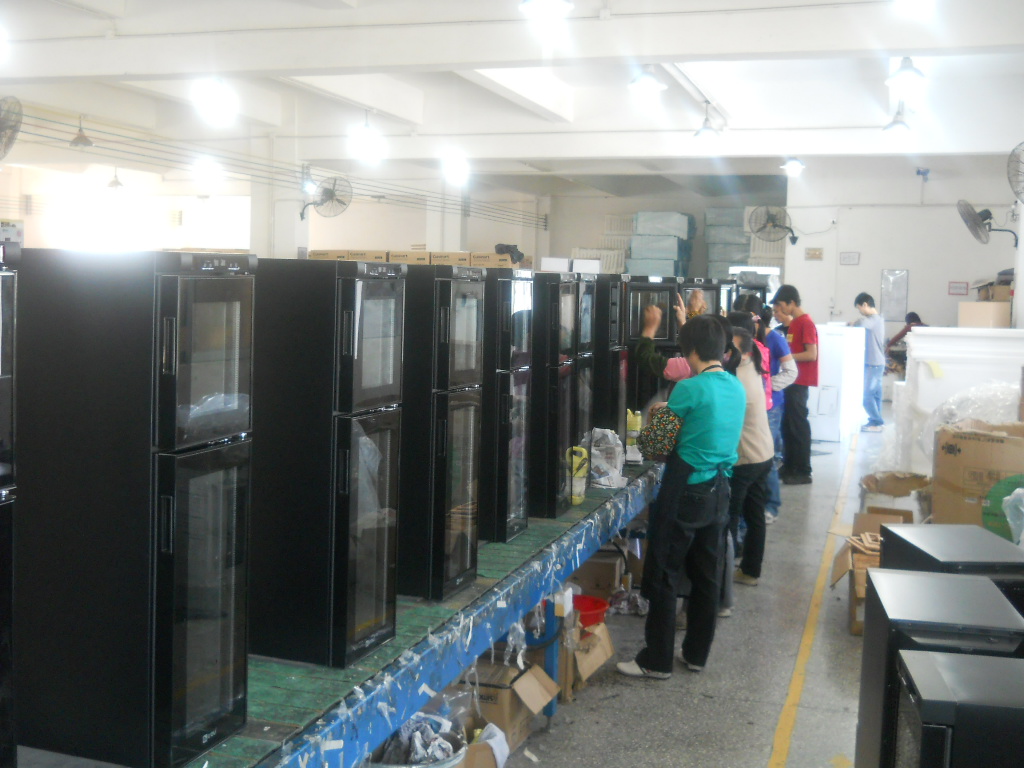 Foshan Shunde District Huiwen Electrical Appliances Co., Ltd. – Other refrigeration appliances 1