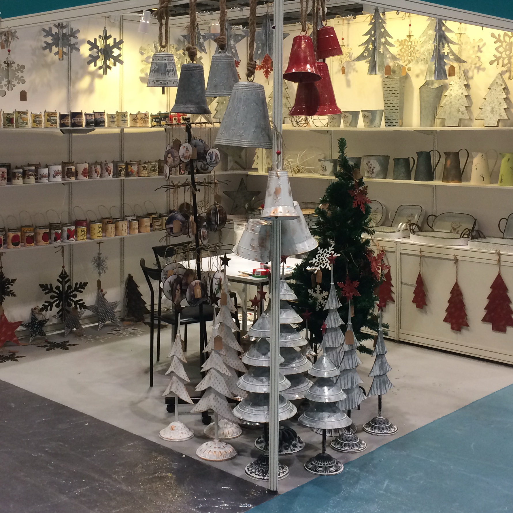 Fuzhou Dewei Home Furnishings Co., Ltd. – Holiday bells 1
