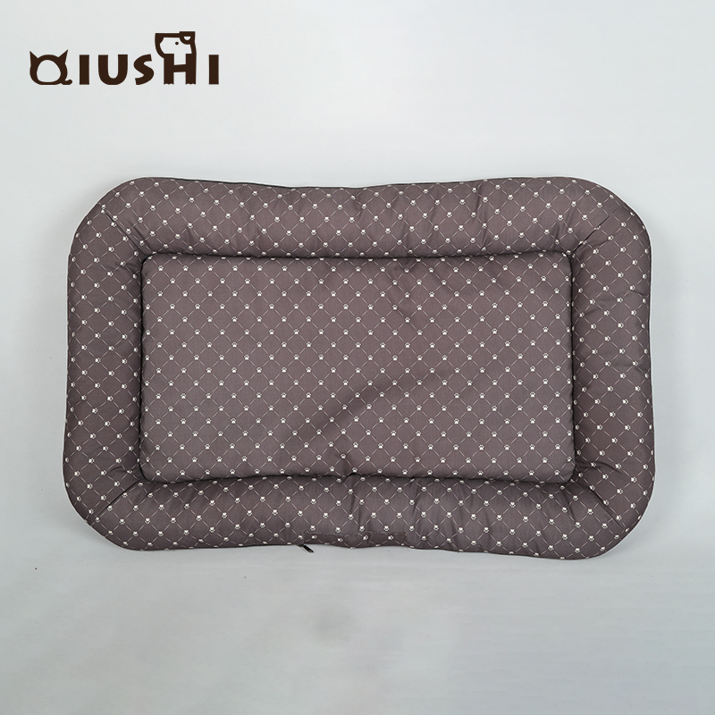 Pet mat oxford water-resistant washable