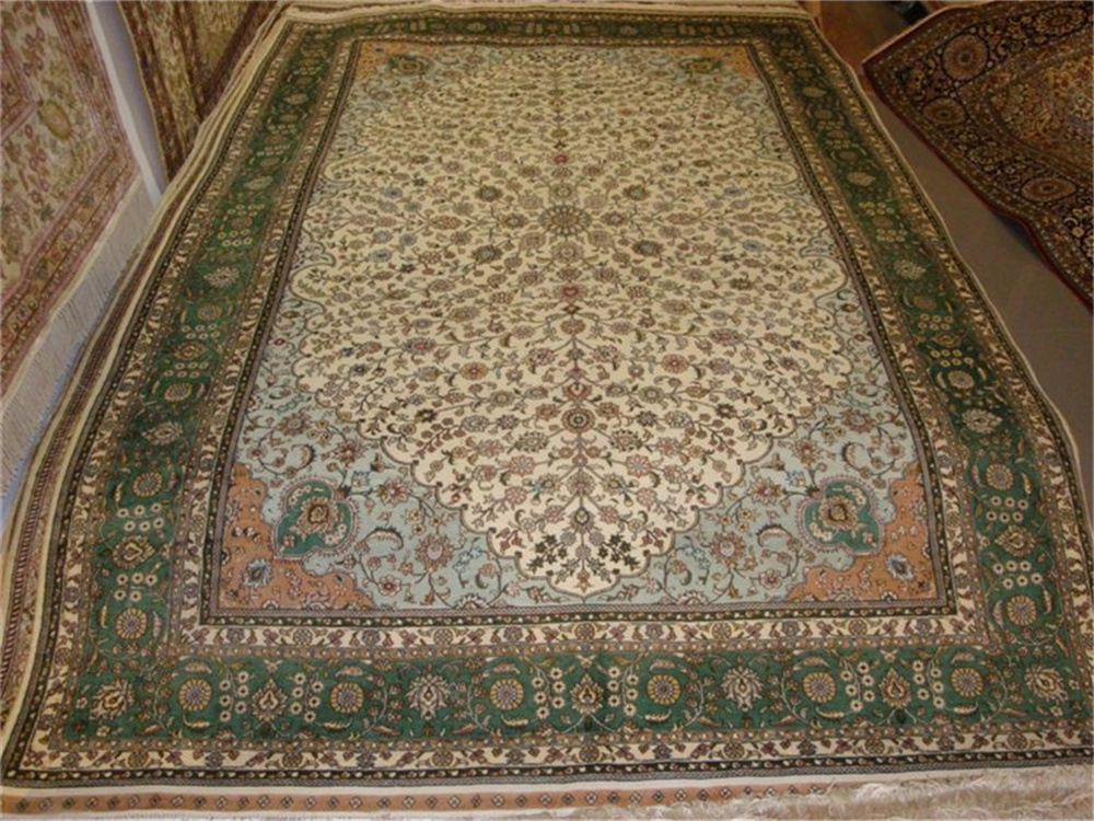 Persian splendor 6x9ft green color hand knotted silk living room,bedroom, study room carpet