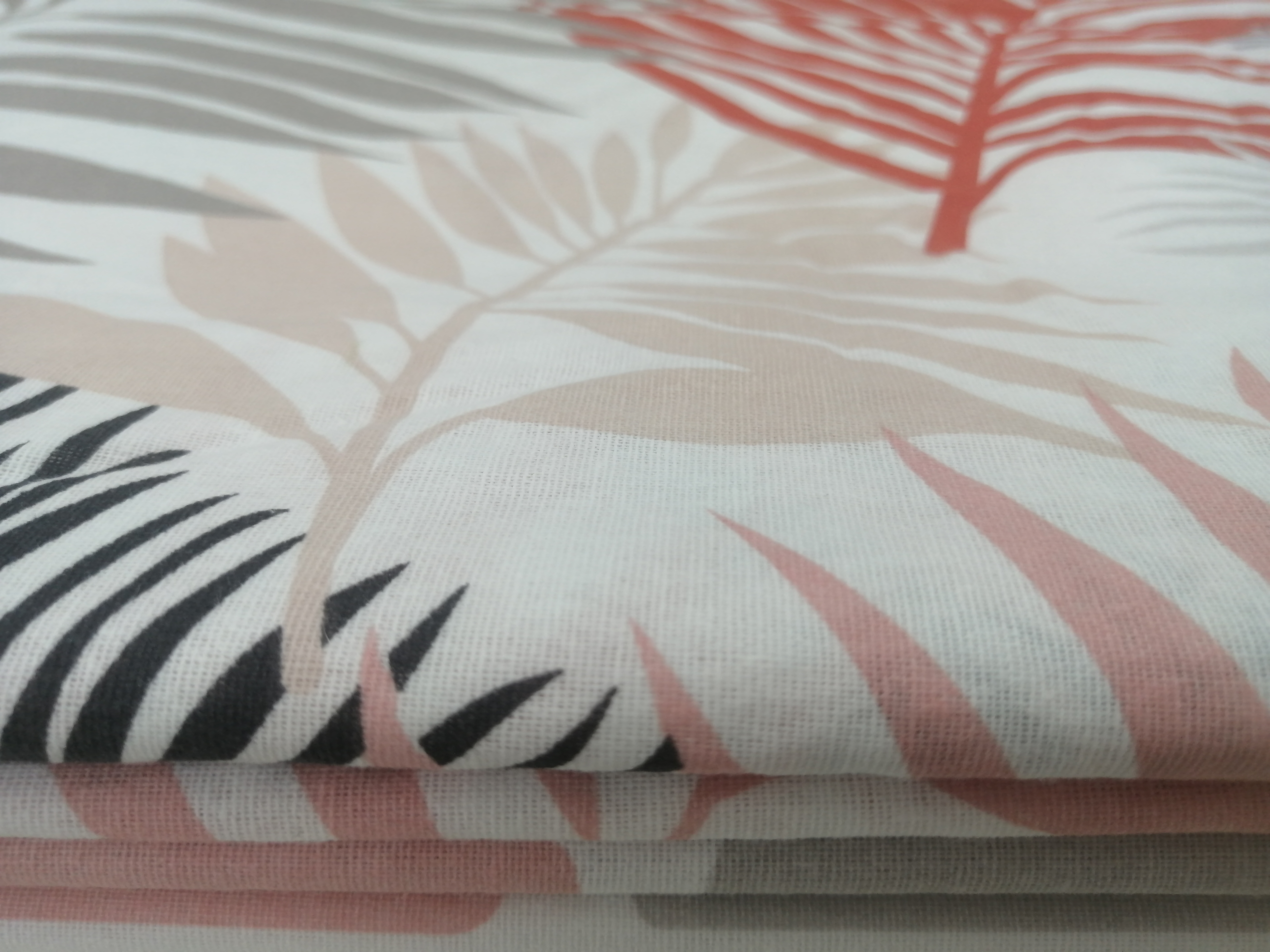 100% cotton plian weave fabric
