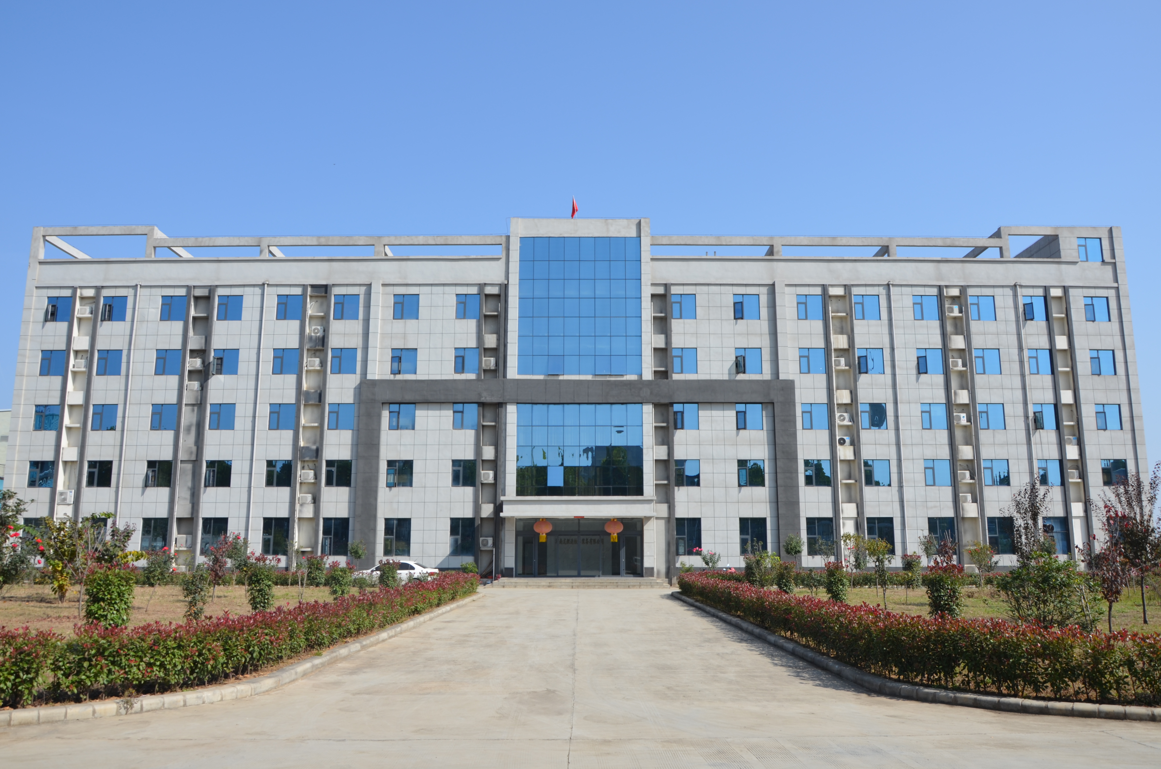 Luoyang Zhaogeenvironmental Protection Technology Co., Ltd. – Grease machinery 1