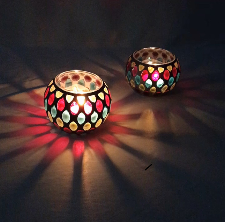 Glass mosaic candle holder