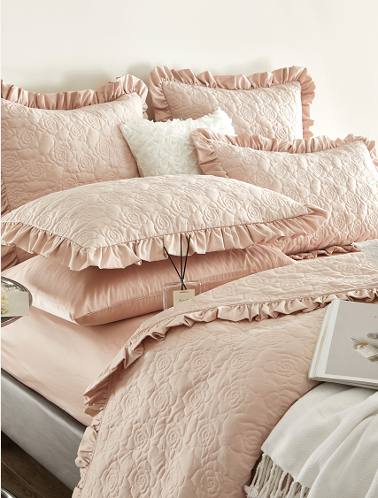 Quilted bedspread
