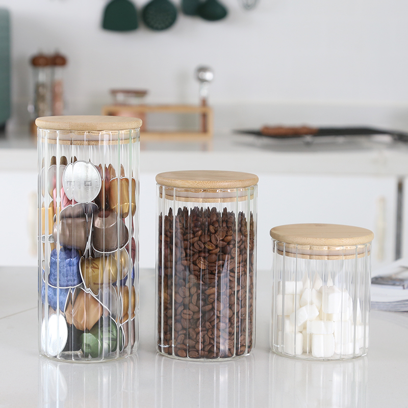 borosilicate glass canister with bamboo lid， glass jar， glass canister
