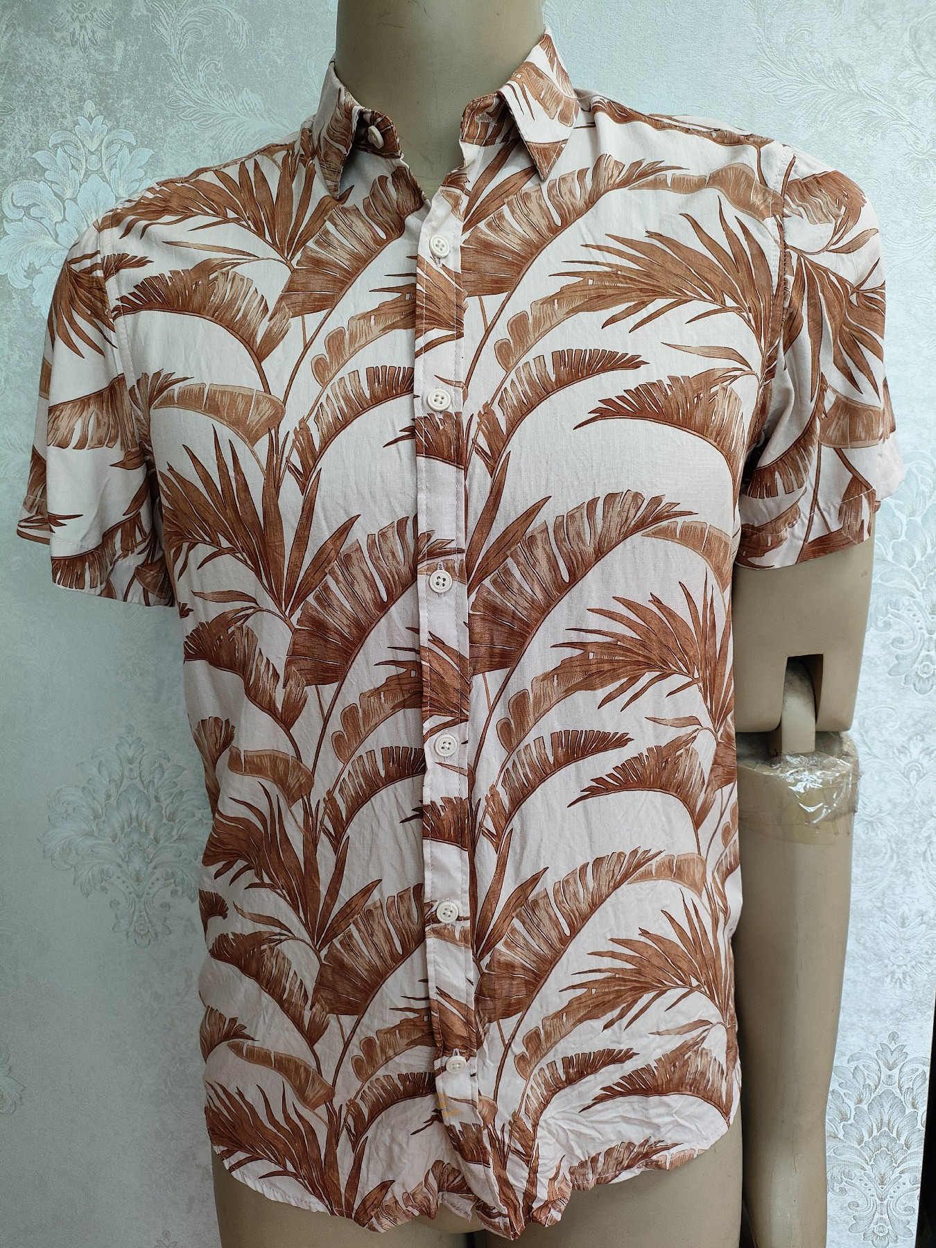 Men's shirt
