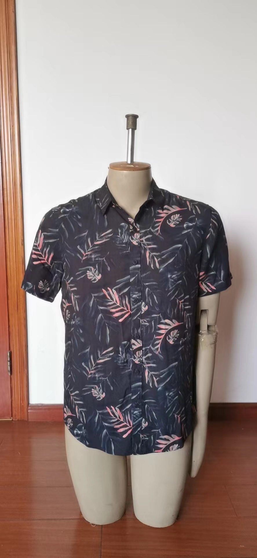 Men's shirt