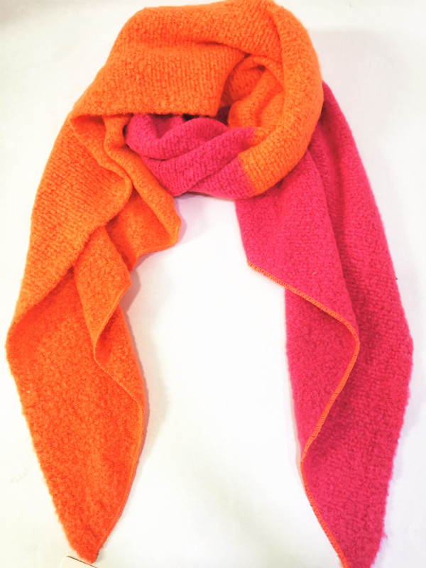 Knitted scarf
