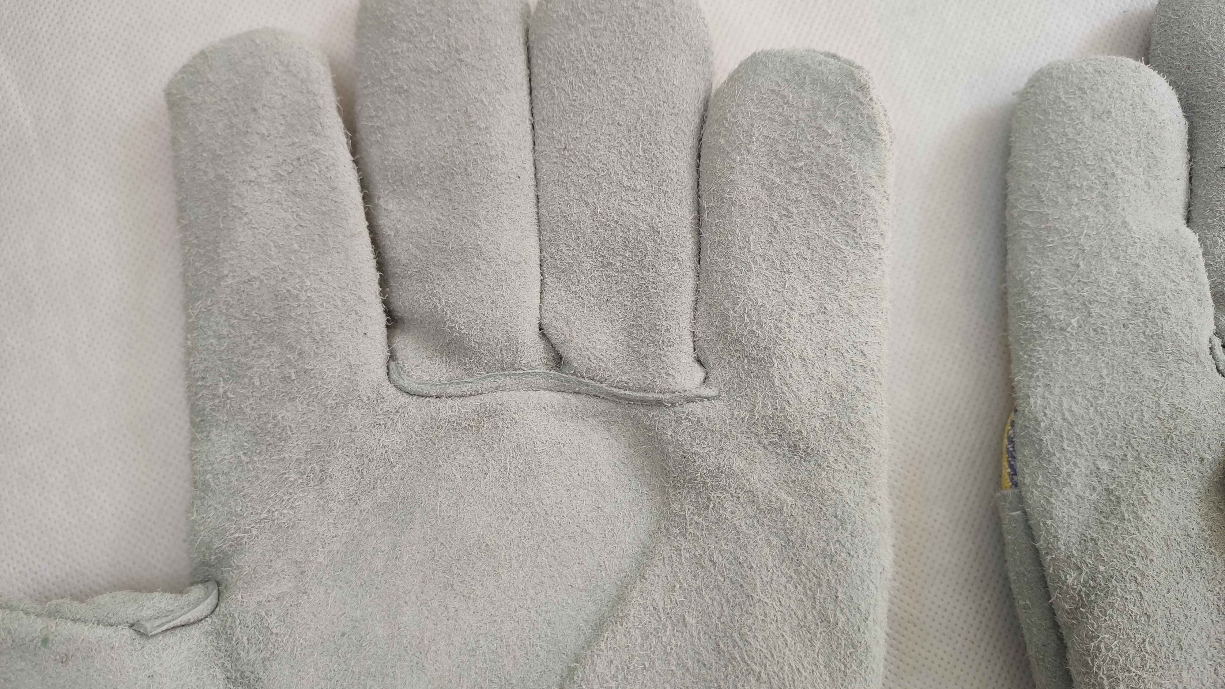 11”winter leather gloves keep warm