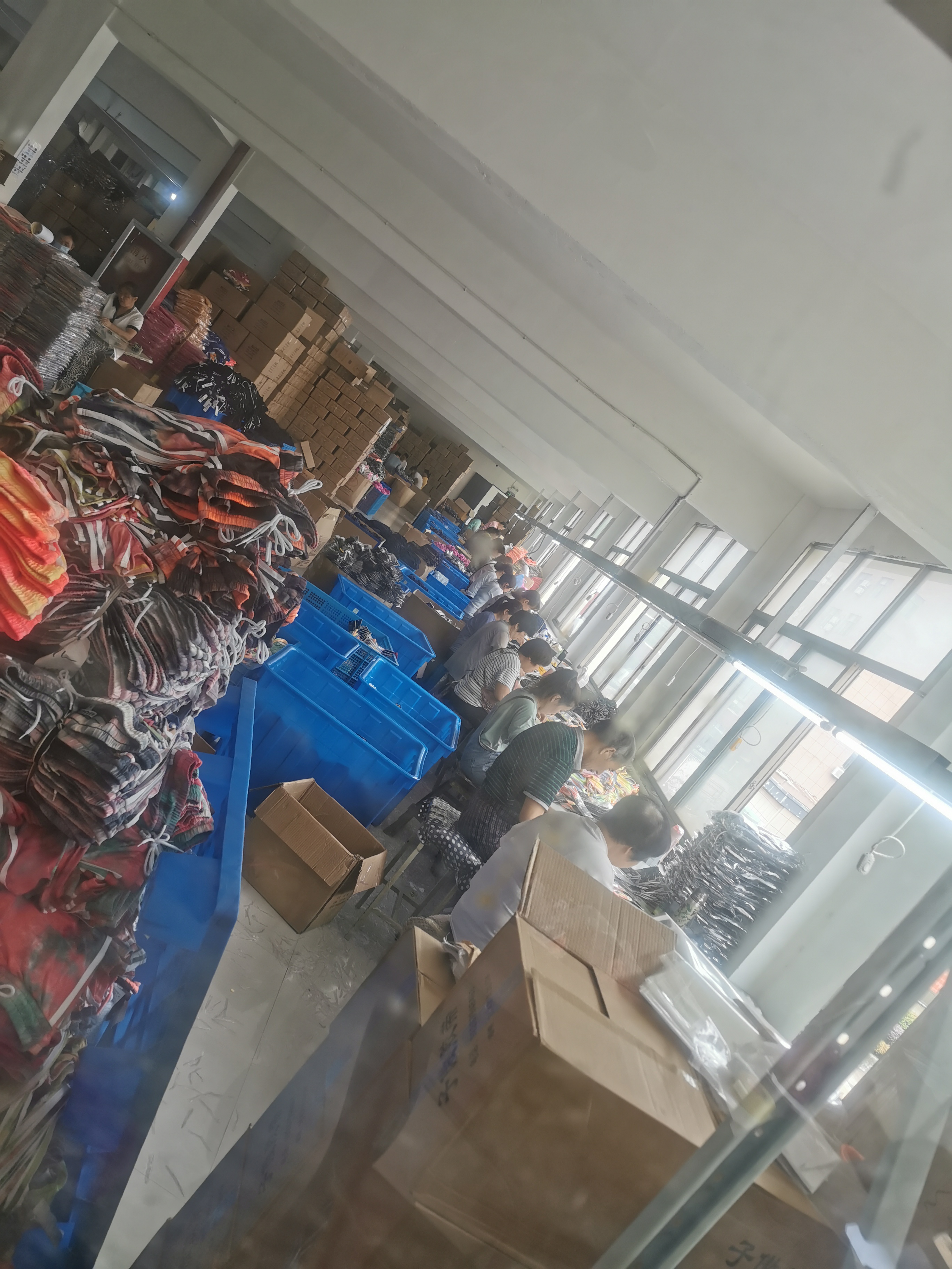 Pujiang Gelanlı Clothing Co., Ltd. – suits 3