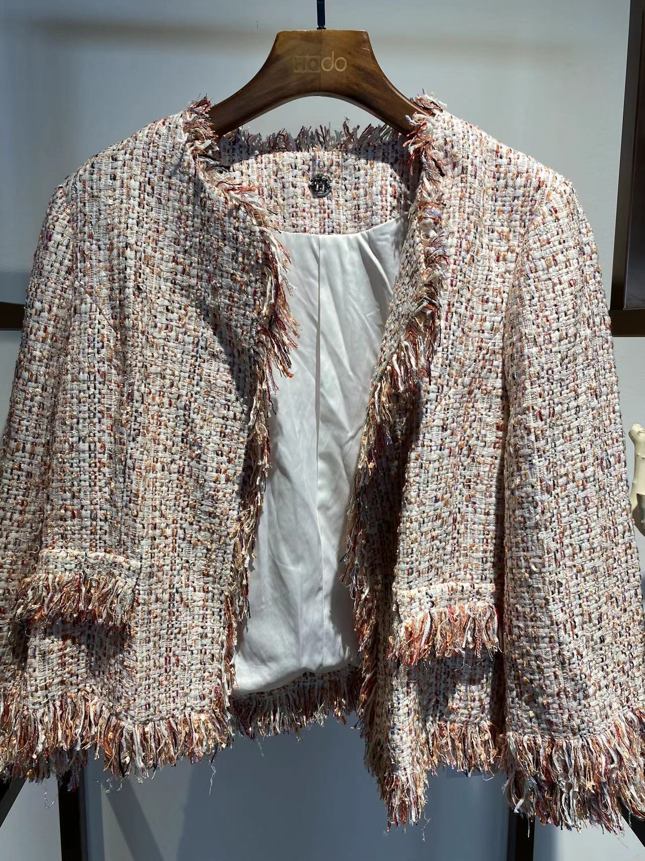 HONGDOU GROUP CO., LTD – Ladie's coat 3