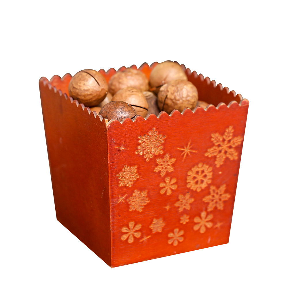 Wooden dry fruit box
