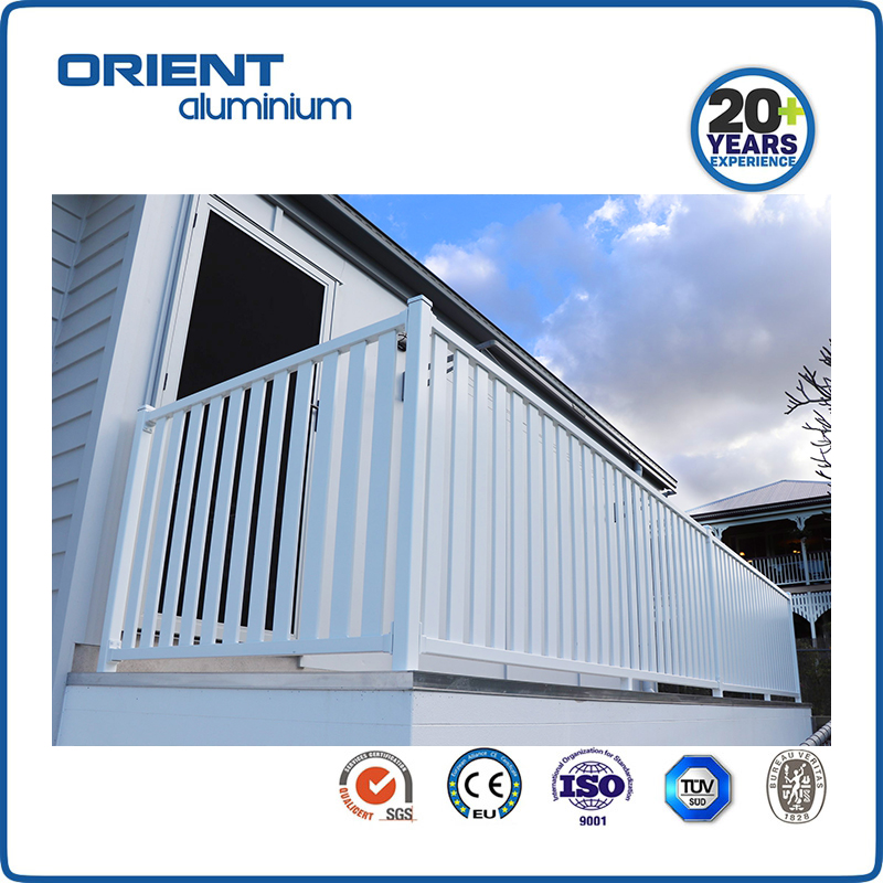 Wholesales Outdoor Aluminum U Channel Led Glass Railing