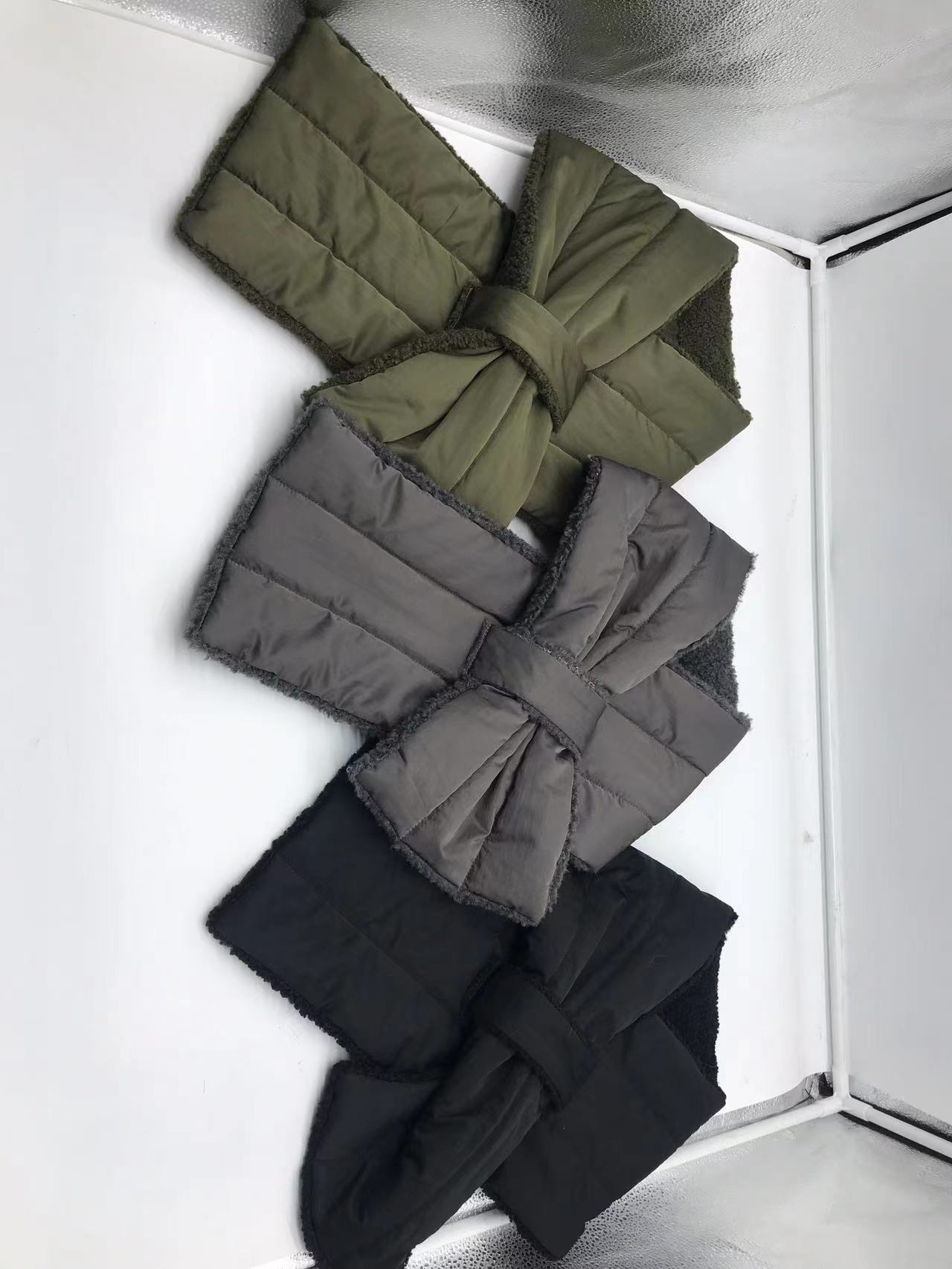Padding Scarf