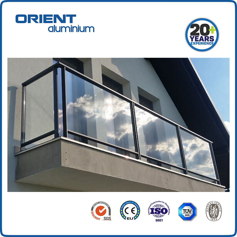 New Design Aluminum Decking Railing Glass Balustrade U Channel Glass Railings For Balcony
