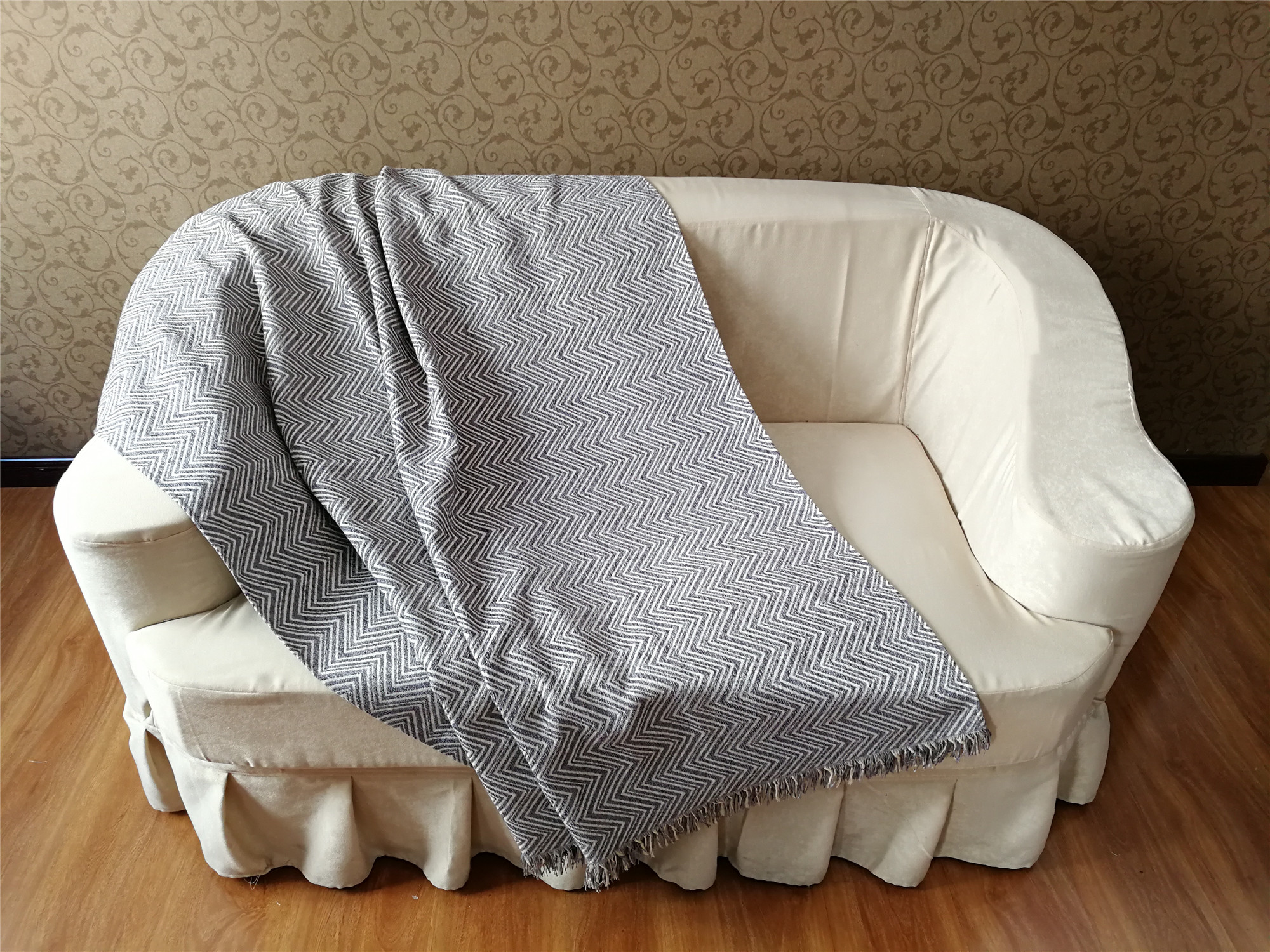 Polyester Chenille Jacquard Blanket/Throw/Sofa Cover/Multi Cover