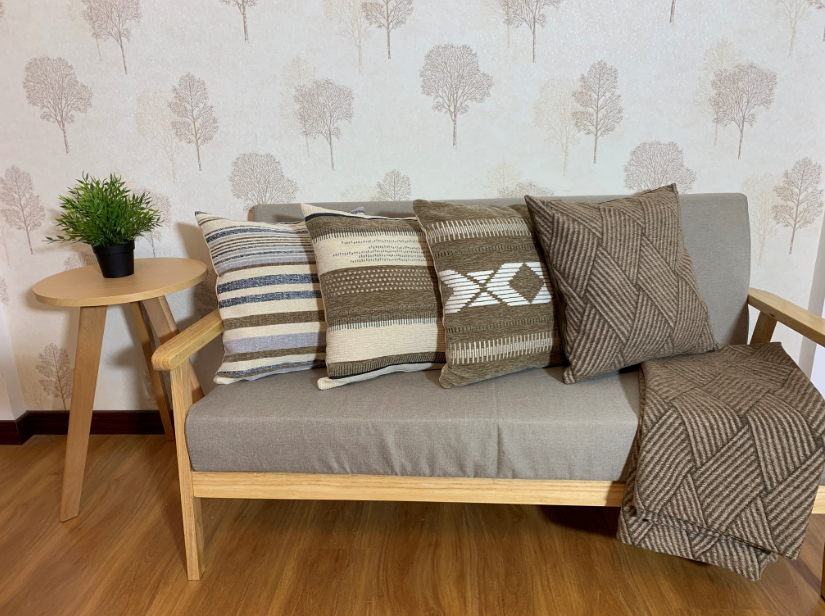 Chenille cushion, シェニールジャガードクッション