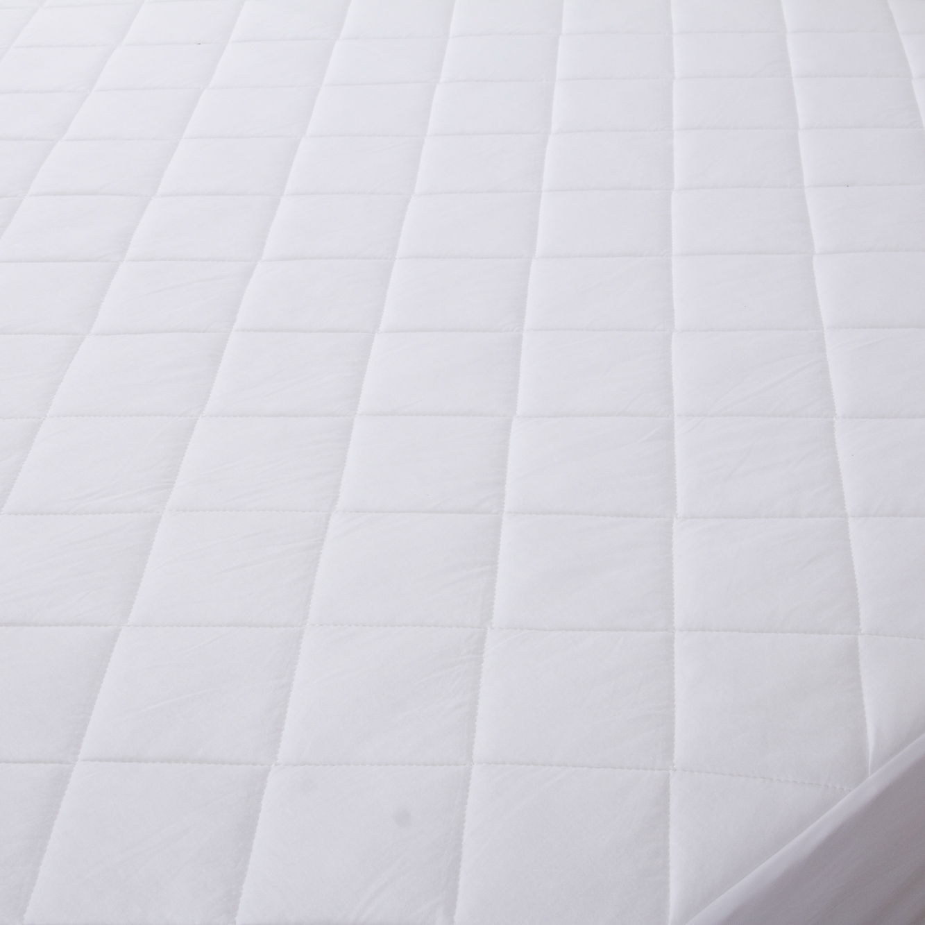 BCI cotton quilted mattress protector