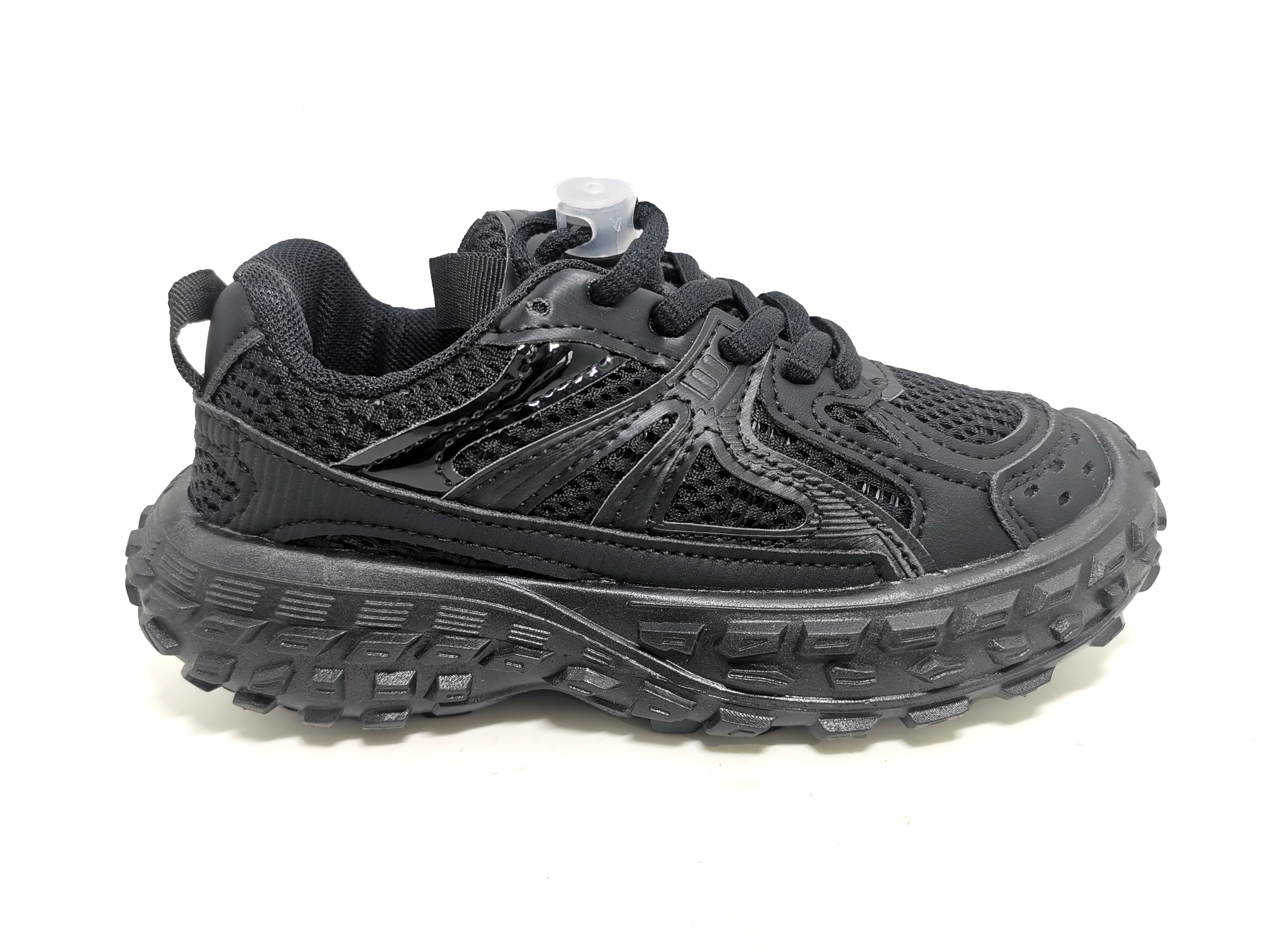 JIEYANG CITY DIKAI SHOES CO.,LTD – Men's casual shoes 4