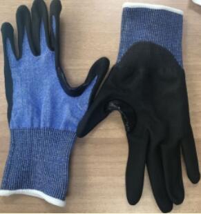 Cutting resistant gloves