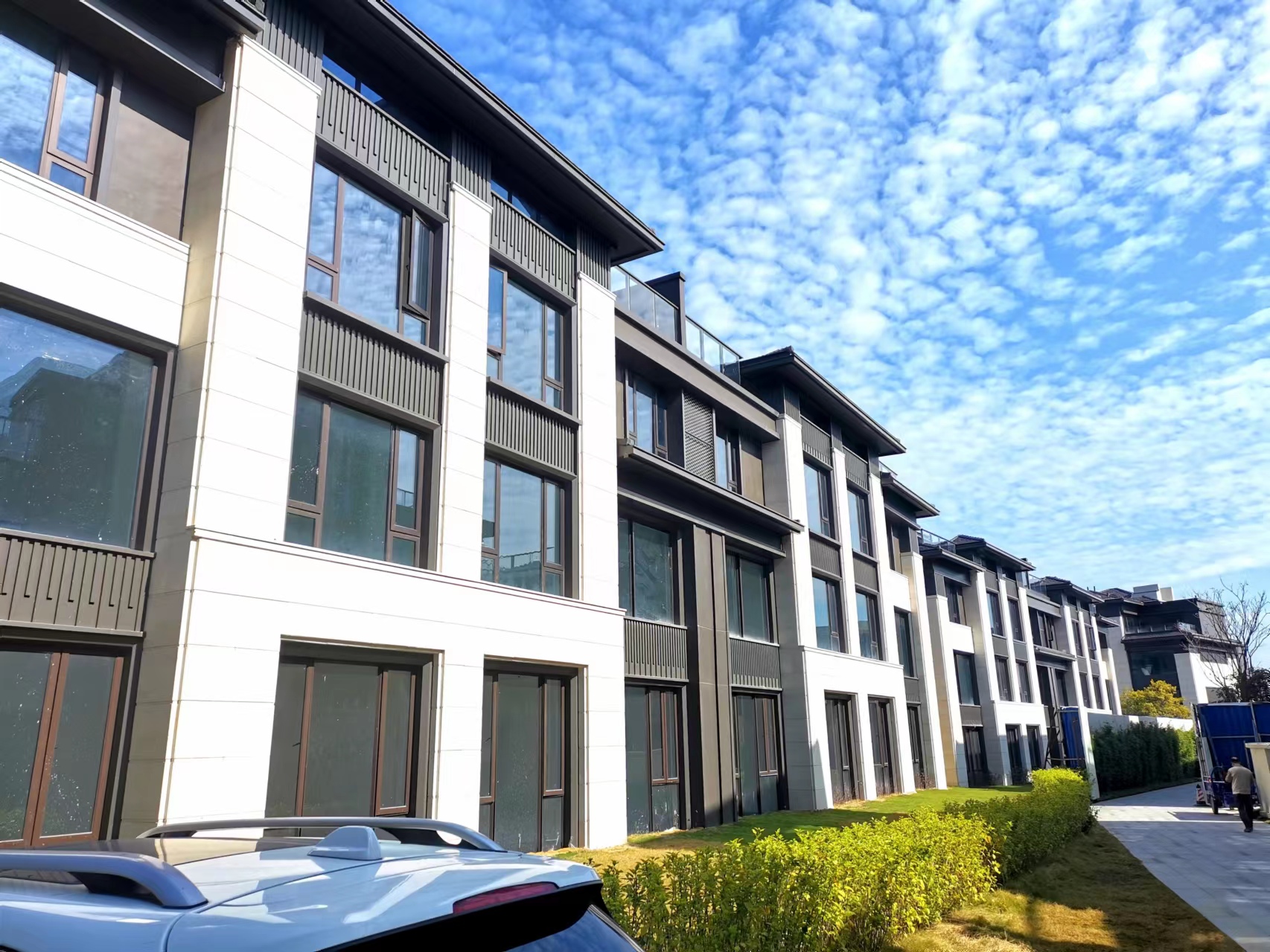 Guangdong Qiming Curtain Wall and Door Window Co., Ltd. – sun room 2